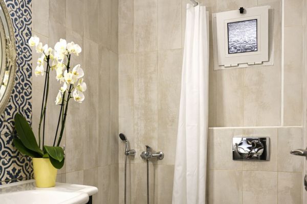 triple-jacuzzi-fg685B83F5-1024-BFC3-9D63-C5BF5658160F.jpg